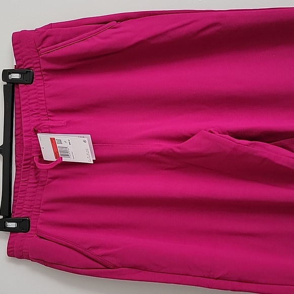 πHPπ Nike Yoga Dri-FIT Dynamic Berry Pink 7/8-Length Joggers L - Picture 3 of 10